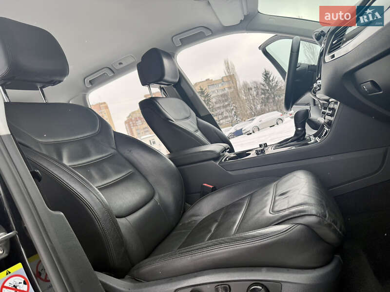 Volkswagen Touareg 2012