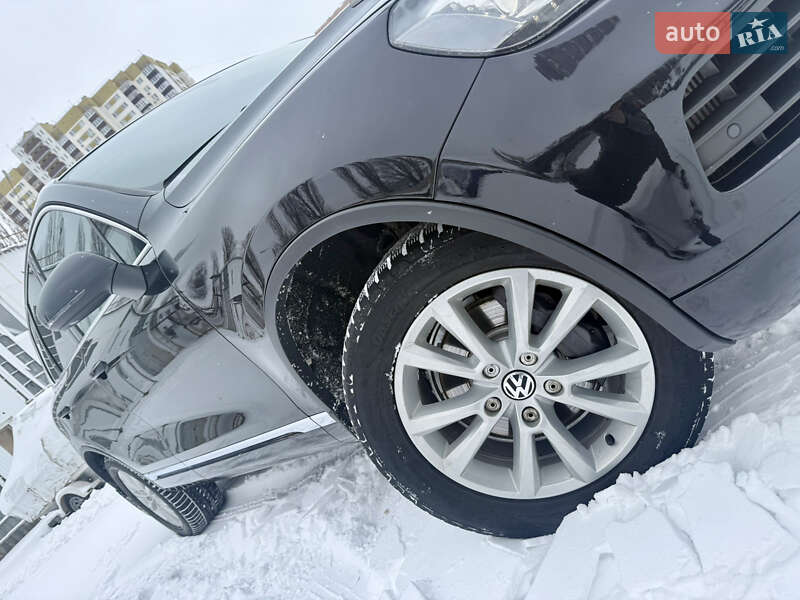 Volkswagen Touareg 2012