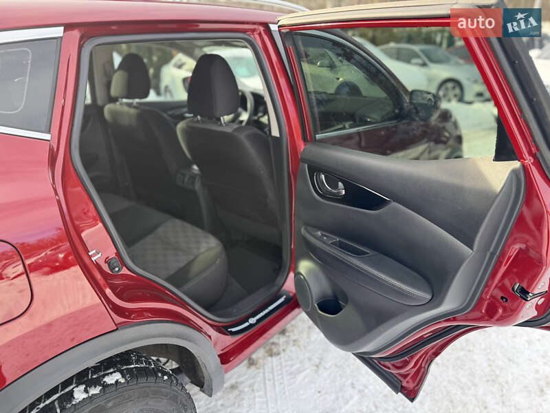 Nissan Rogue Sport 2020