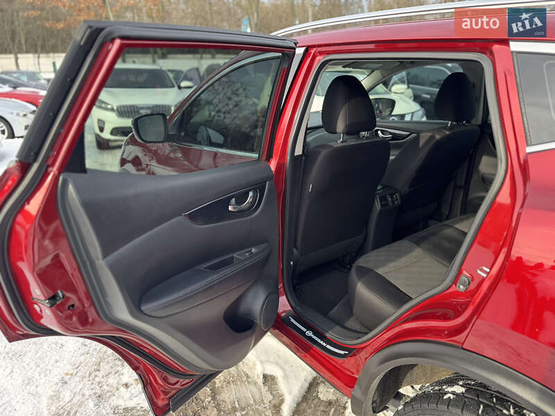 Nissan Rogue Sport 2020