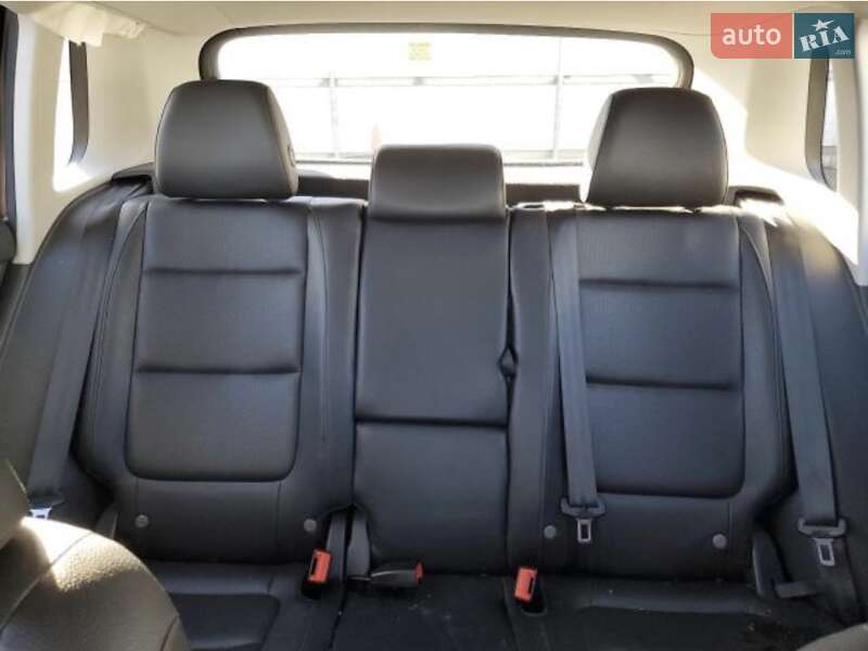 Volkswagen Tiguan 2016