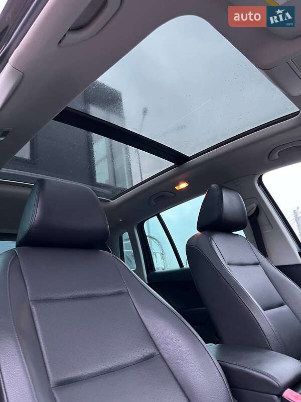 Volkswagen Tiguan 2012