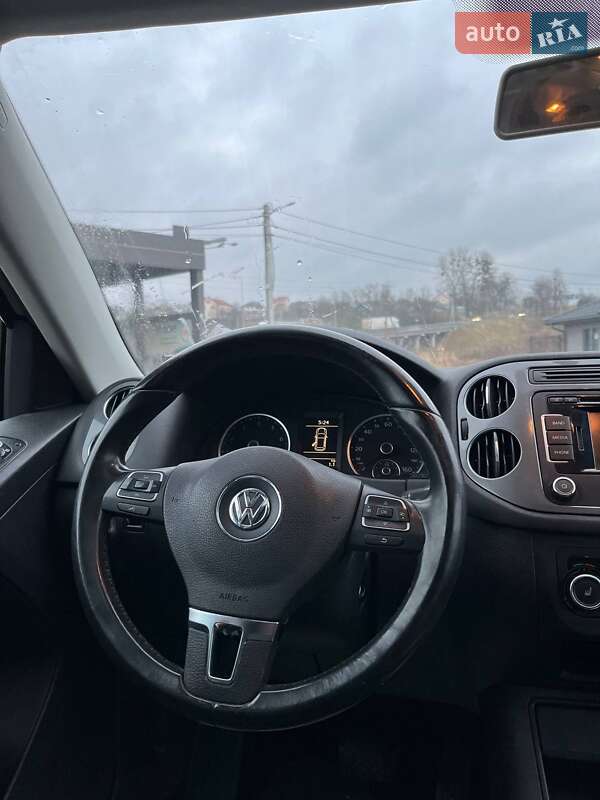 Volkswagen Tiguan 2012