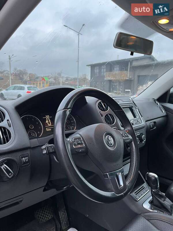Volkswagen Tiguan 2012