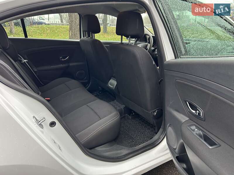 Renault Fluence 2013