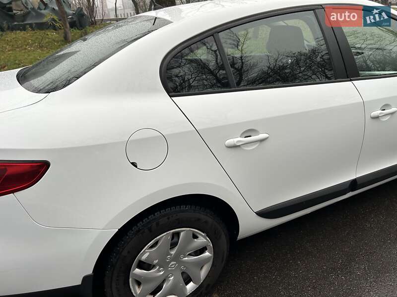 Renault Fluence 2013