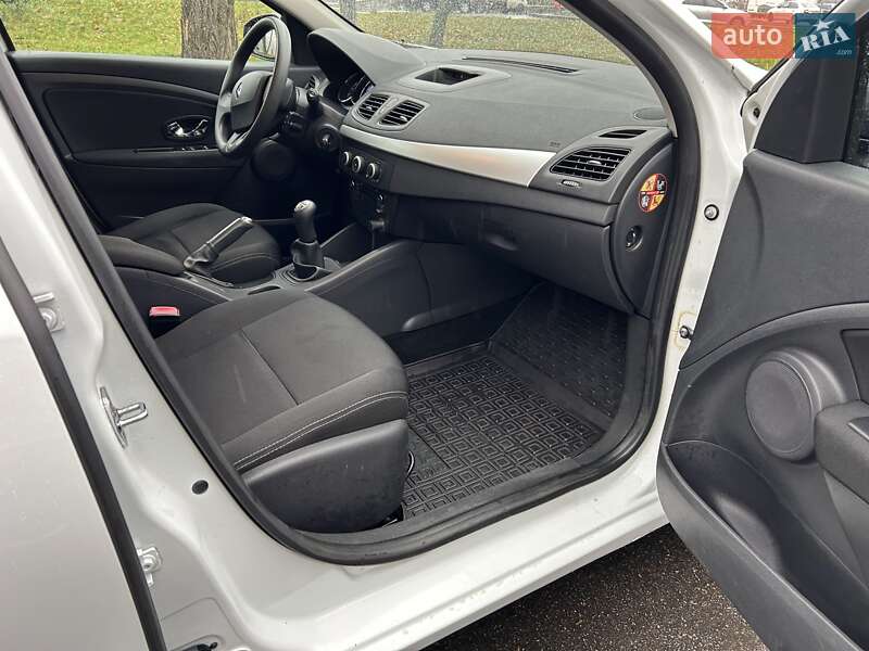 Renault Fluence 2013