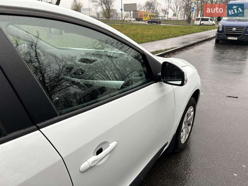 Renault Fluence 2013