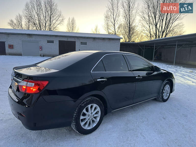 Toyota Camry 2011