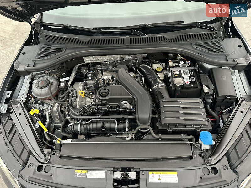 Volkswagen Jetta 2023