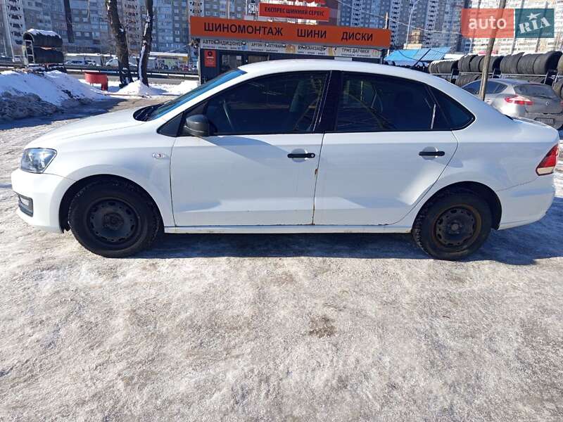 Volkswagen Polo 2016