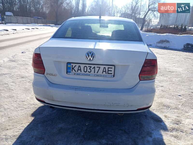 Volkswagen Polo 2016