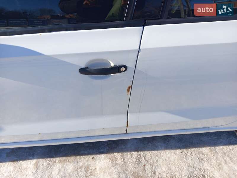 Volkswagen Polo 2016