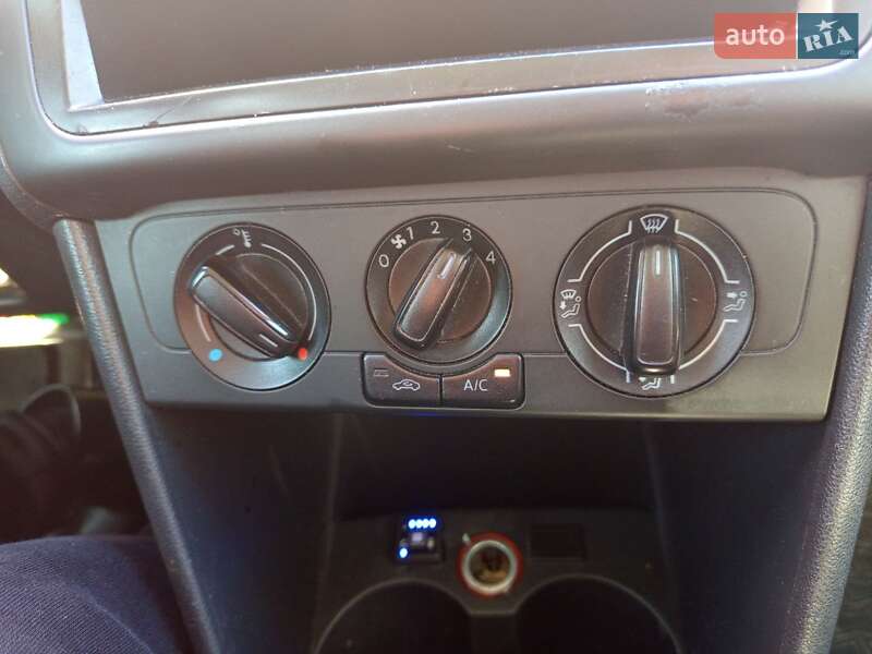 Volkswagen Polo 2016