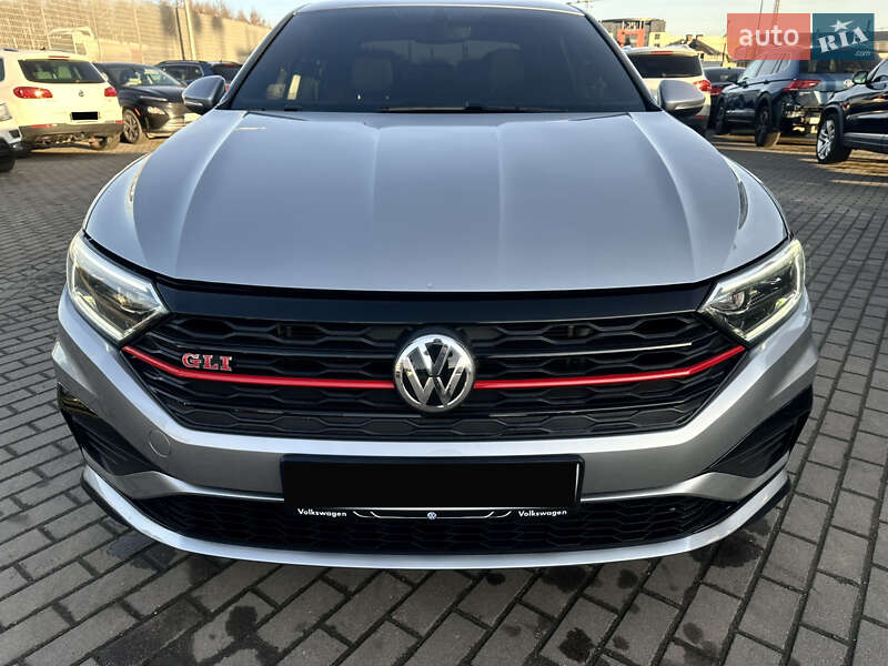 Volkswagen Jetta 2019