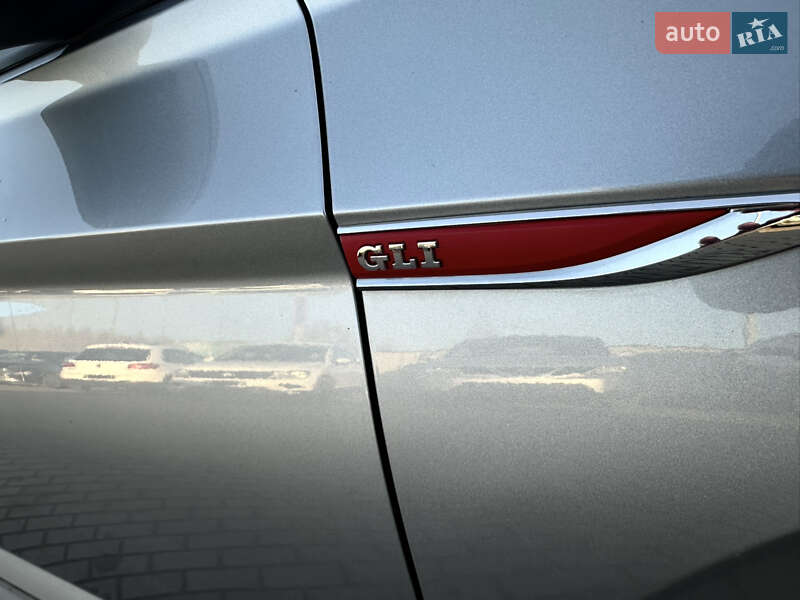 Volkswagen Jetta 2019