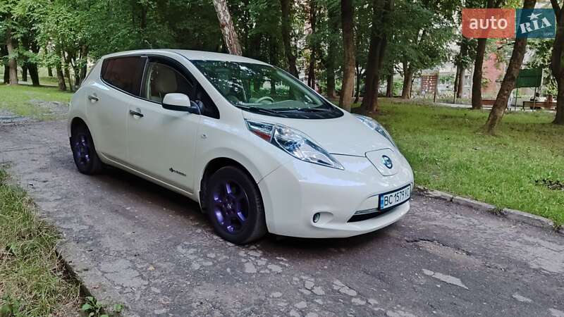 Nissan Leaf 2012