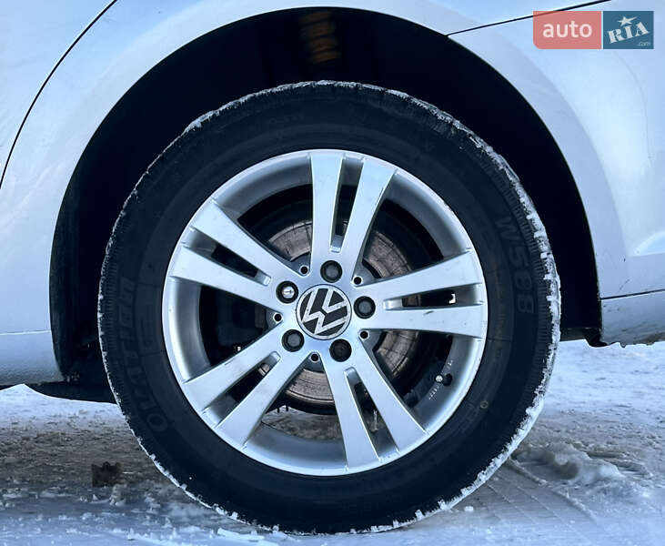 Volkswagen Touran 2014