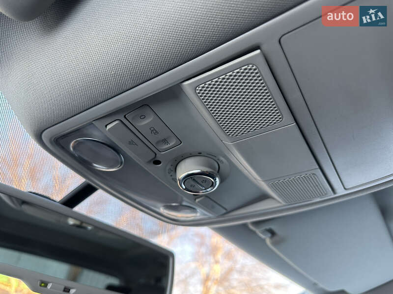 Volkswagen Touran 2014