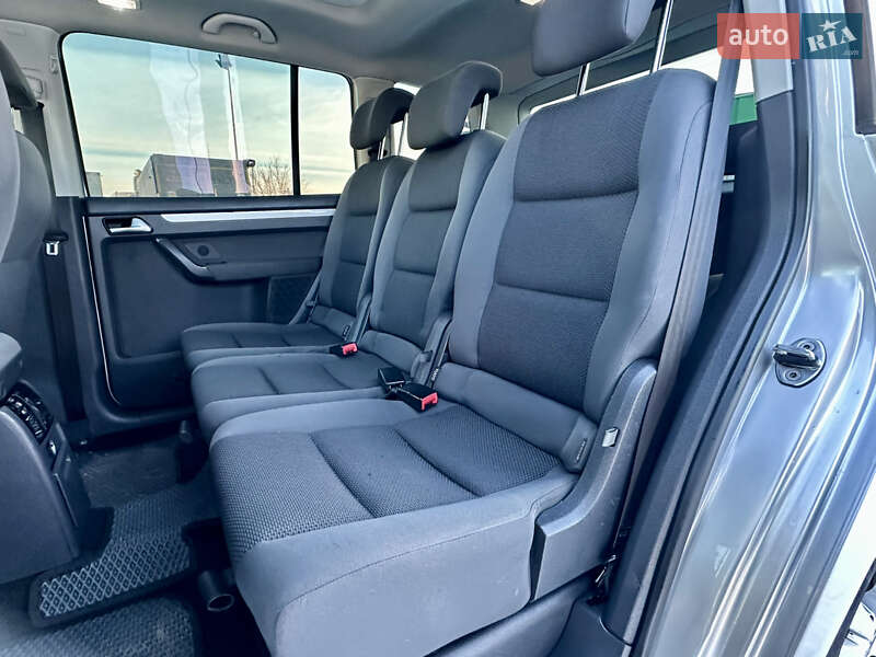 Volkswagen Touran 2014