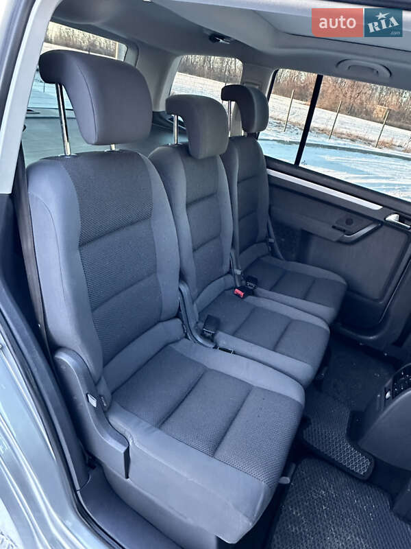 Volkswagen Touran 2014