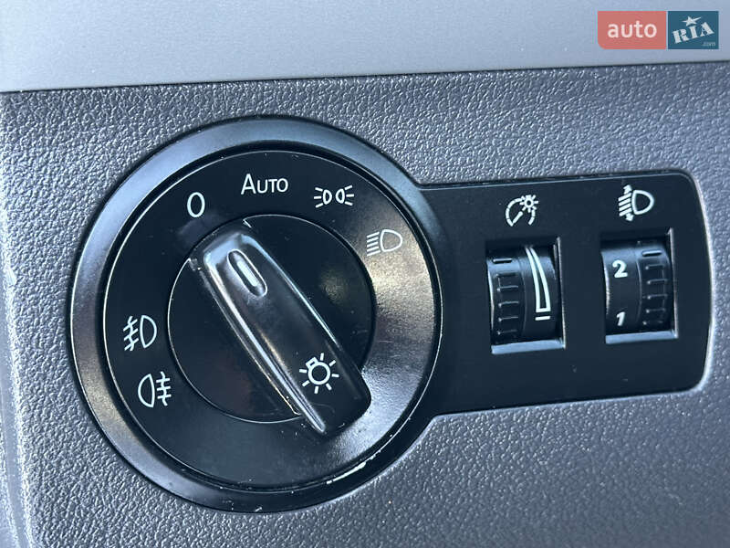 Volkswagen Touran 2014