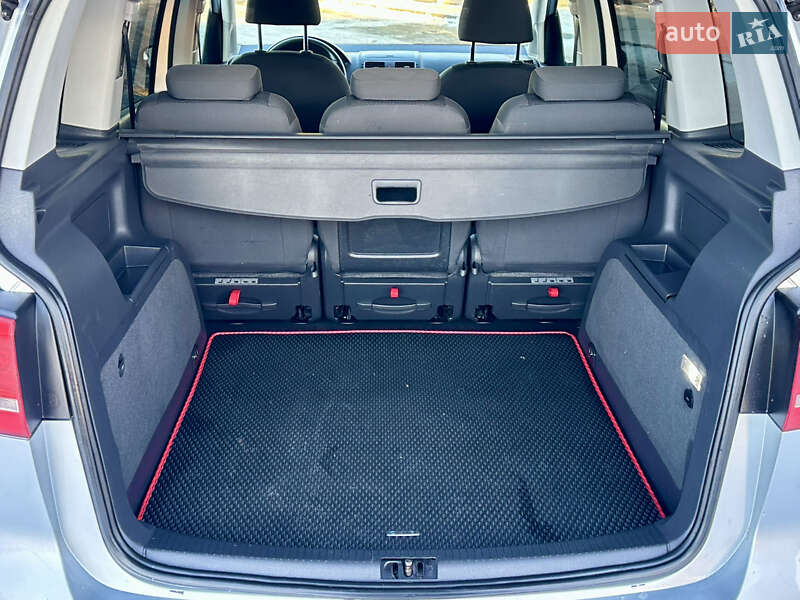 Volkswagen Touran 2014