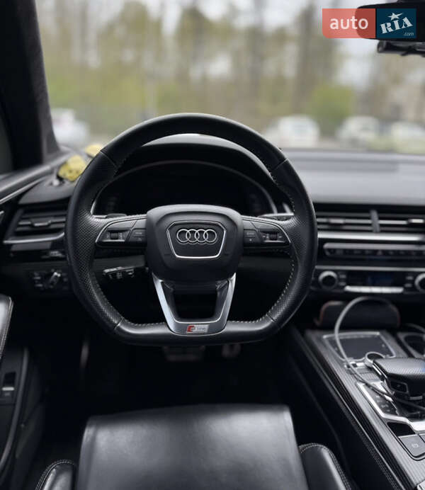 Audi Q7 2017