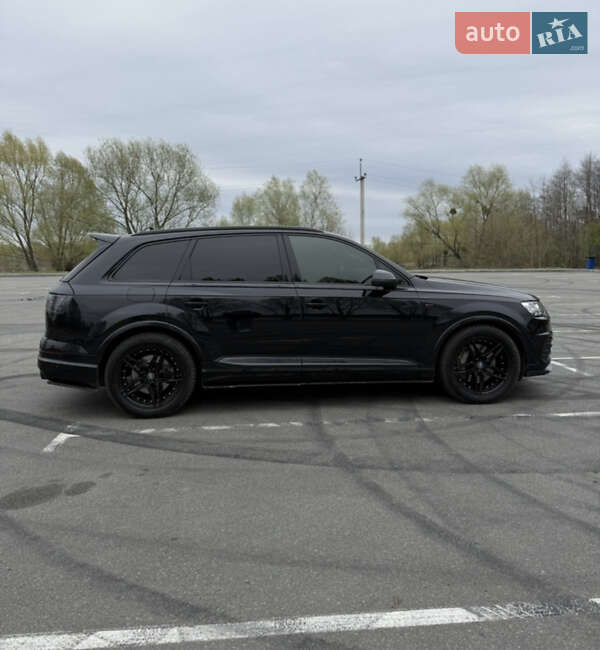 Audi Q7 2017