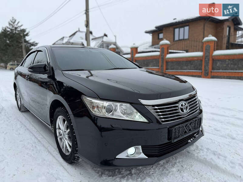Toyota Camry 2011