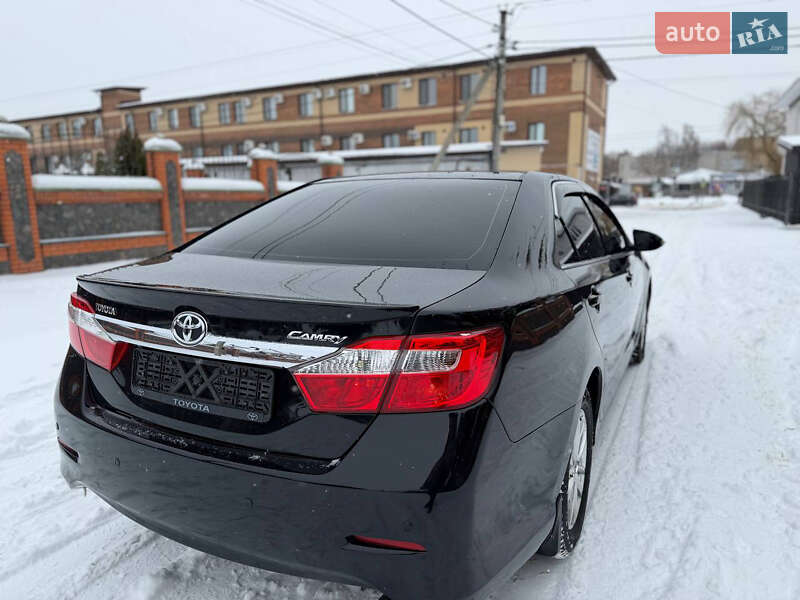 Toyota Camry 2011