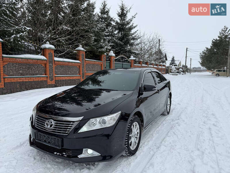 Toyota Camry 2011
