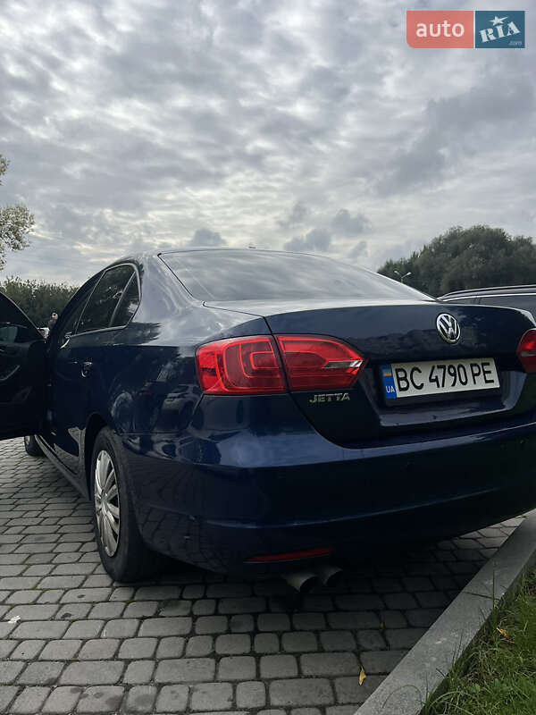 Volkswagen Jetta 2013
