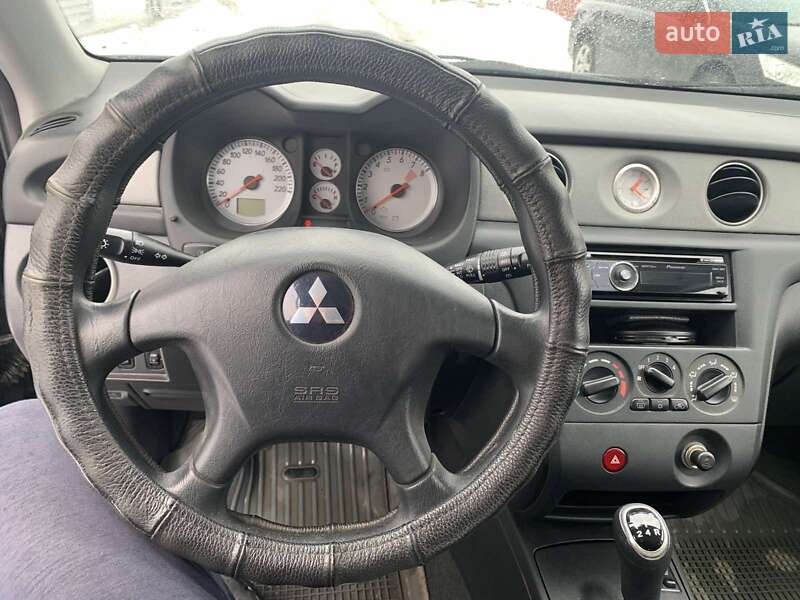 Mitsubishi Outlander 2008