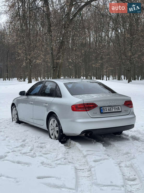 Audi A4 2011