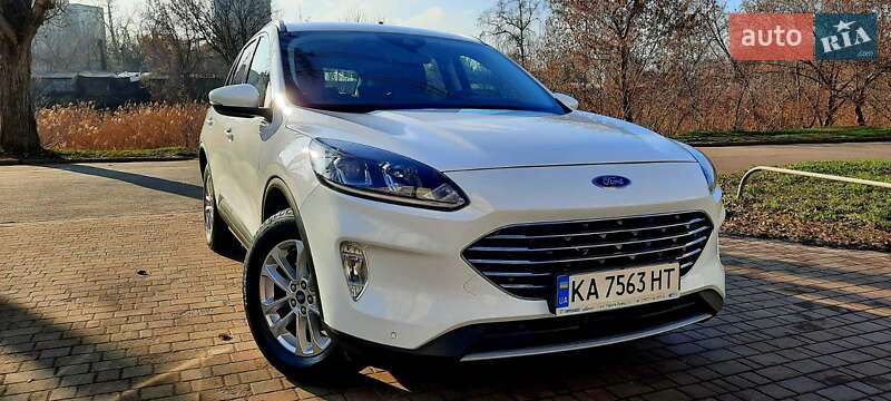 Ford Kuga 2021