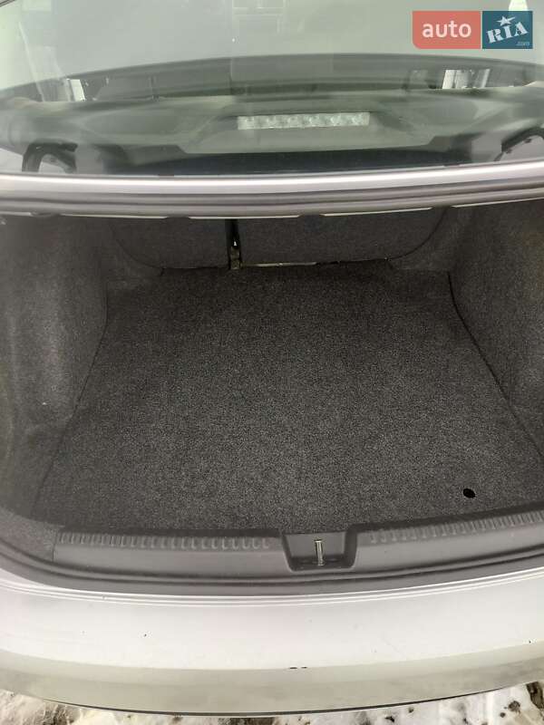 Volkswagen Polo 2019