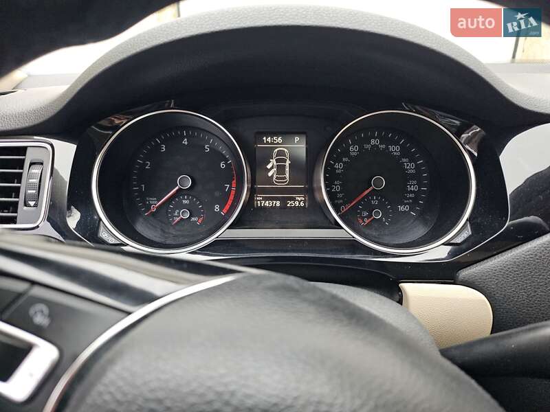 Volkswagen Jetta 2015