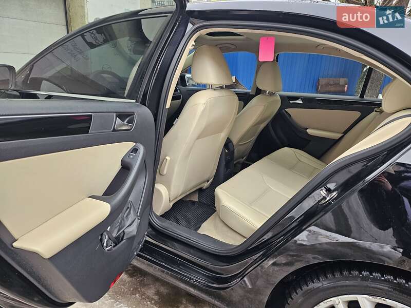 Volkswagen Jetta 2015