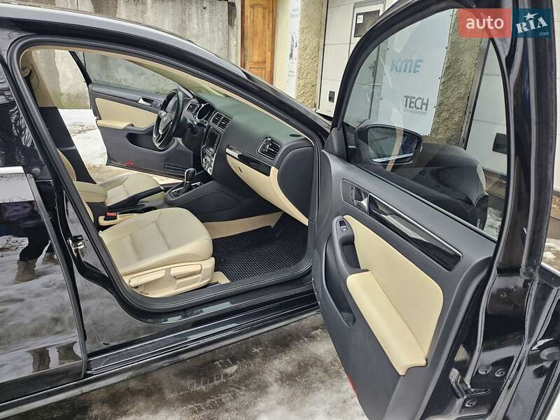 Volkswagen Jetta 2015