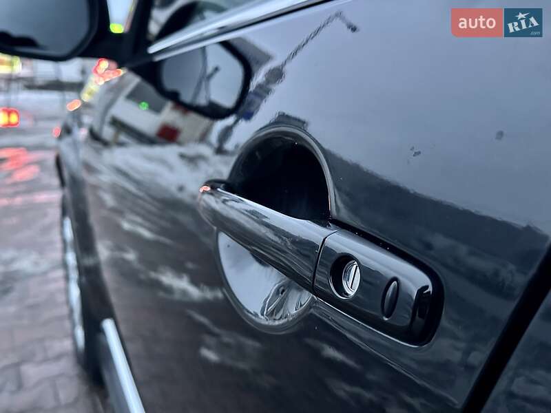 Mitsubishi Outlander XL 2009