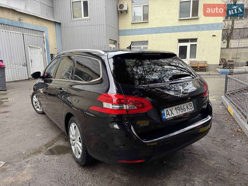 Peugeot 308 2015