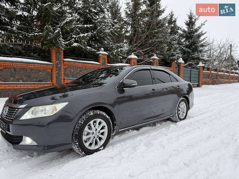 Toyota Camry 2011