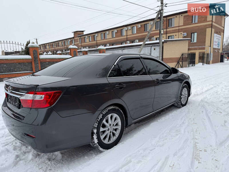 Toyota Camry 2011