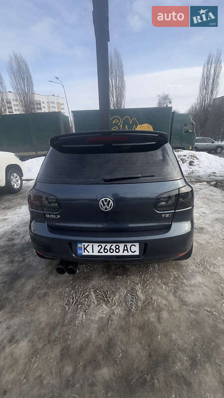 Volkswagen Golf 2011