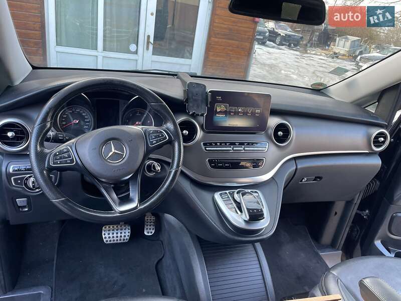 Mercedes-Benz V-Class 2014