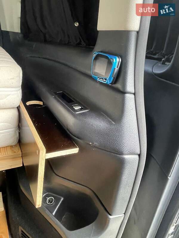 Mercedes-Benz V-Class 2014