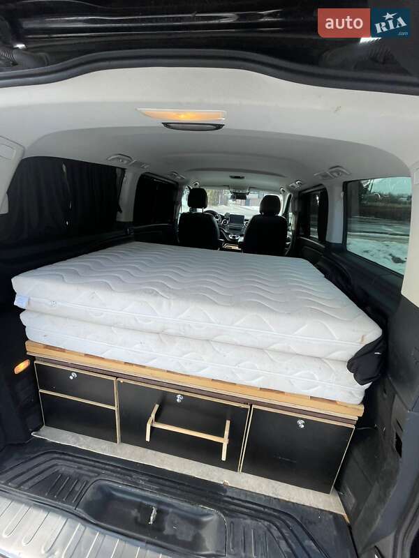 Mercedes-Benz V-Class 2014