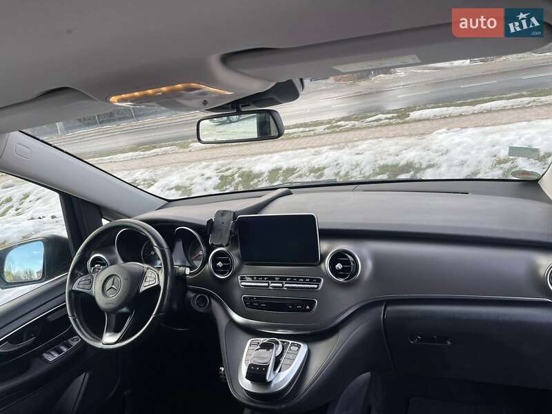 Mercedes-Benz V-Class 2014