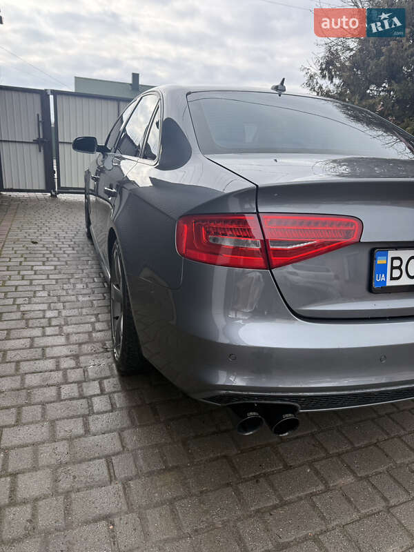 Audi A4 2013